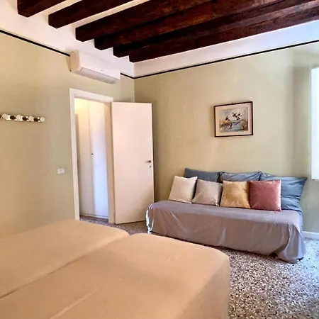 Apartment With View In Venice, Arsenale. Exterior photo