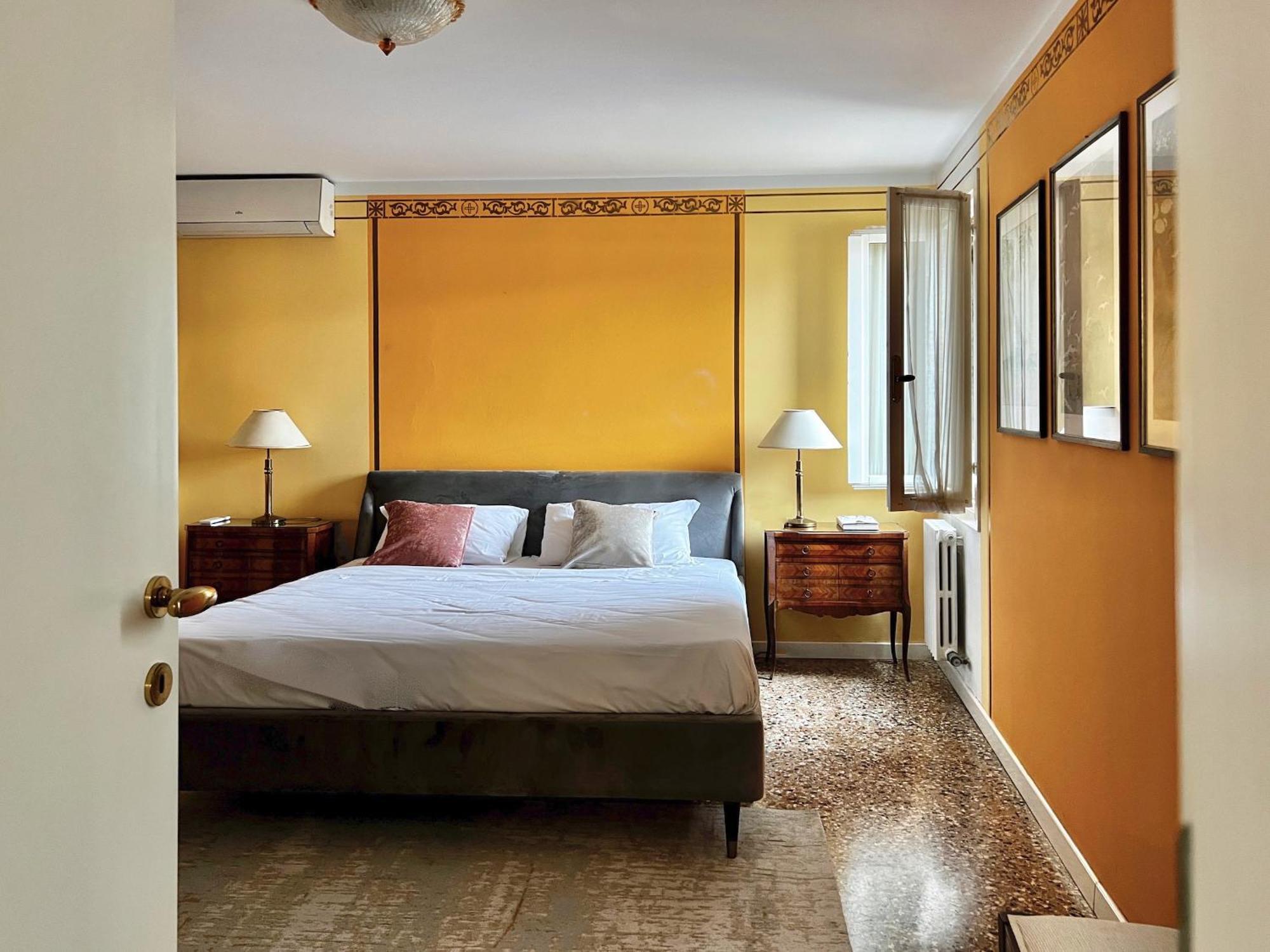 Appartement With View In Venice, Arsenale. *